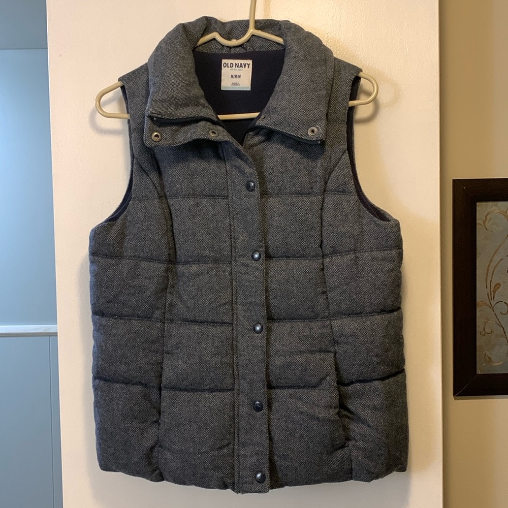 Women’s Old Navy Puffer Vest